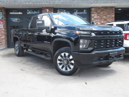 Jet Black 2022 Chevrolet Silverado 2500 Custom