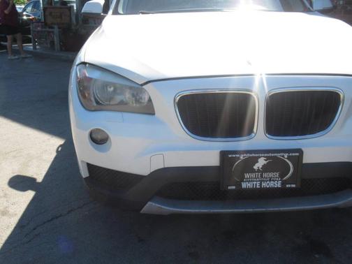 Mineral White Metallic 2013 BMW X1 xDrive 28i