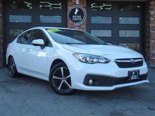 Crystal White Pearl 2020 Subaru Impreza Premium