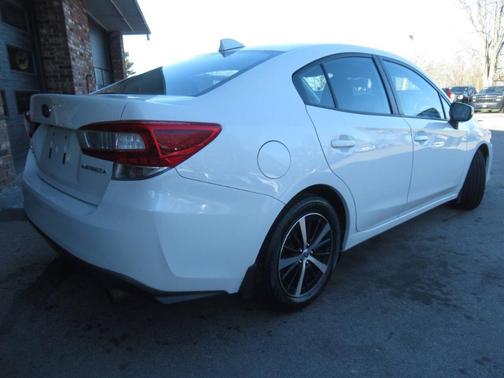 Crystal White Pearl 2020 Subaru Impreza Premium