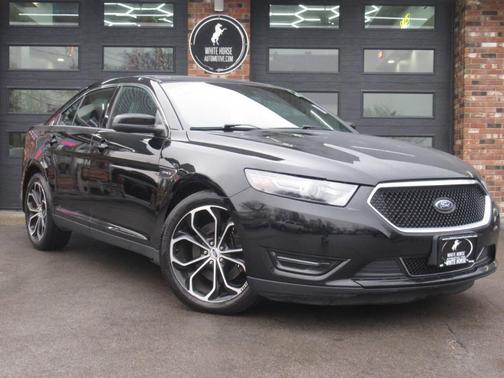 2016 Ford Taurus SHO