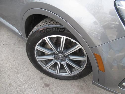 2017 Audi Q7 3.0T Premium Plus