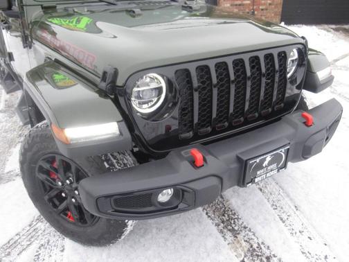 2022 Jeep Gladiator Sport