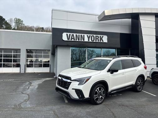 Crystal Wht Prl 2025 Subaru Ascent Limited