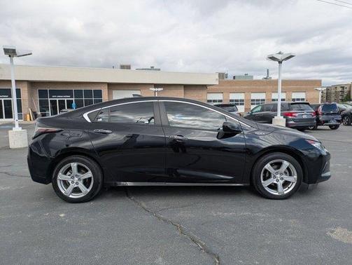 2017 Chevrolet Volt LT