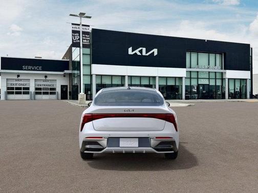 2025 Kia K5 EX