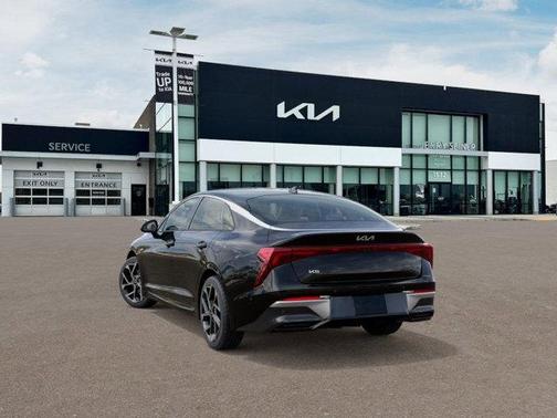 2026 Kia K5 EX