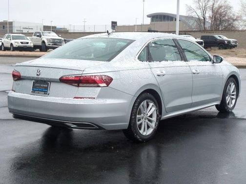 2020 Volkswagen Passat 2.0T SE