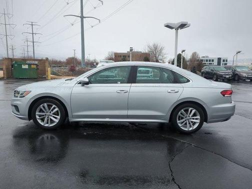 2020 Volkswagen Passat 2.0T SE