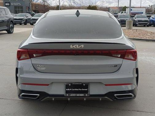 2022 Kia K5 GT-Line