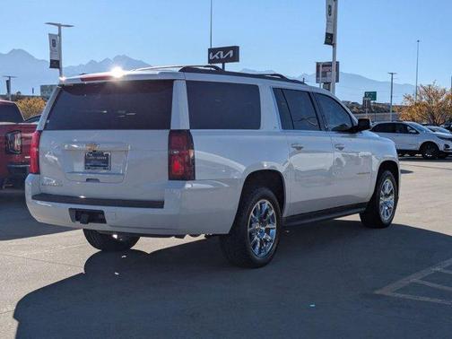2016 Chevrolet Suburban LT
