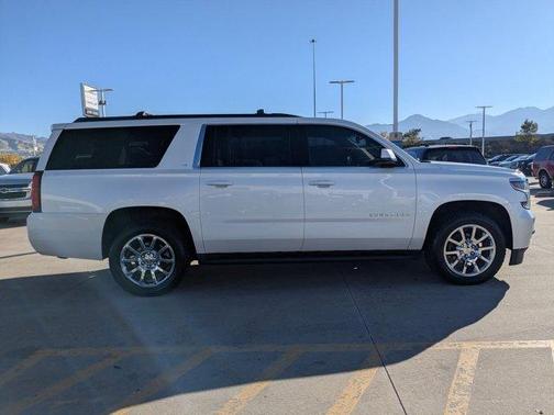2016 Chevrolet Suburban LT