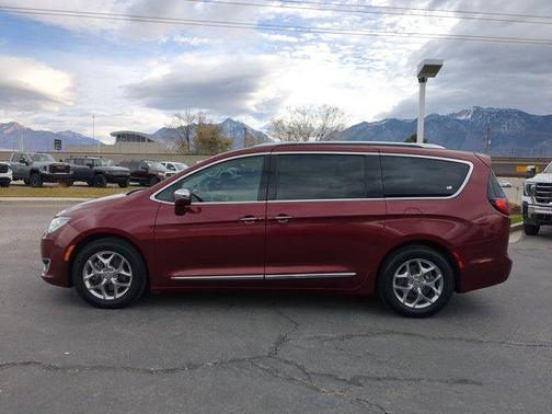 2017 Chrysler Pacifica Limited
