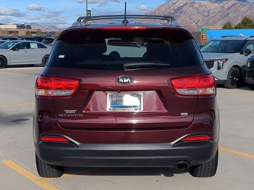 2016 Kia Sorento LX