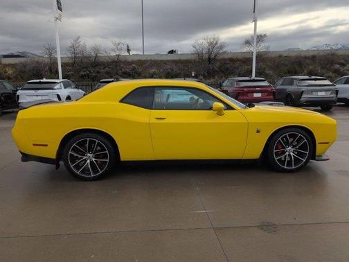 2018 Dodge Challenger 392 Hemi Scat Pack Shaker