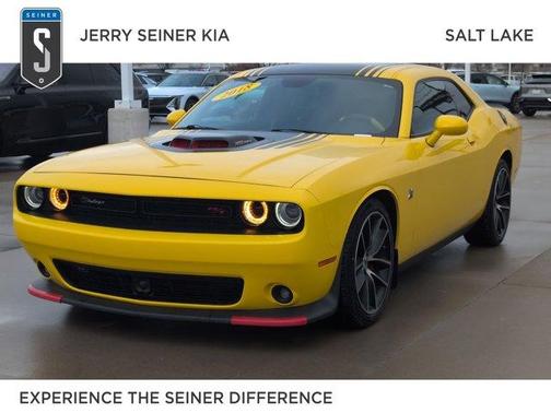 2018 Dodge Challenger 392 Hemi Scat Pack Shaker