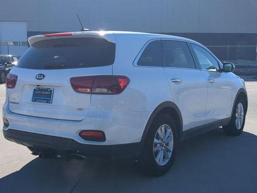 2020 Kia Sorento LX