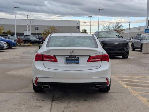 2019 Acura TLX V6 Advance