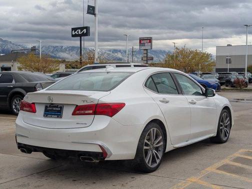 2019 Acura TLX V6 Advance