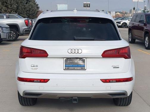 2018 Audi Q5 2.0T Premium Plus