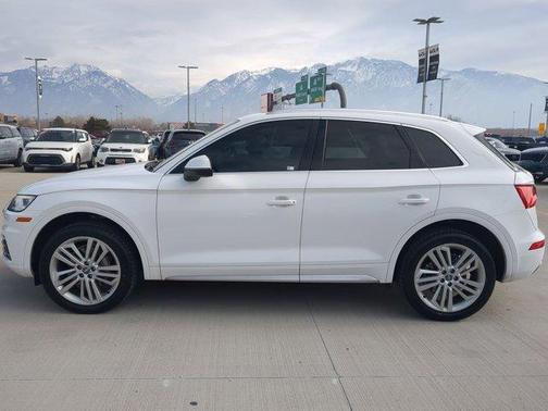 2018 Audi Q5 2.0T Premium Plus