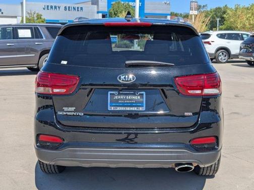 2019 Kia Sorento LX