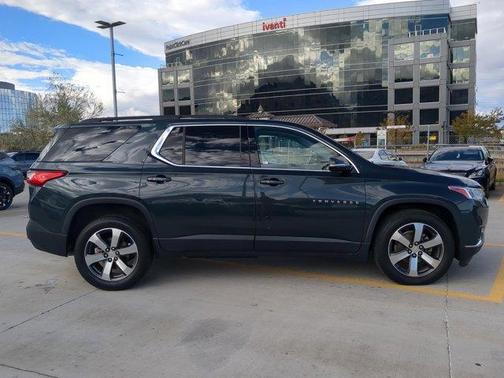 2020 Chevrolet Traverse LT Leather