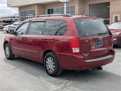 2011 Kia Sedona LX