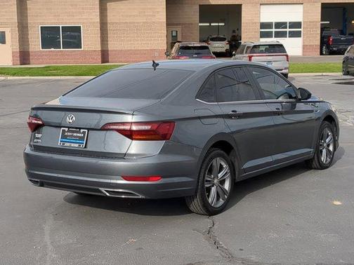 2019 Volkswagen Jetta 1.4T R-Line
