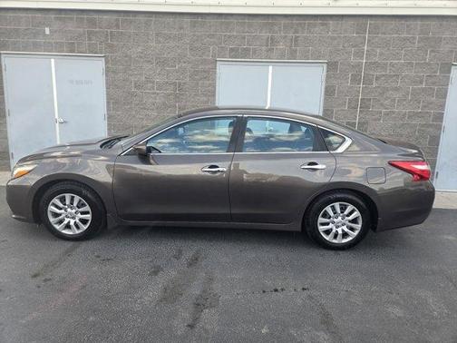 2016 Nissan Altima 2.5 S