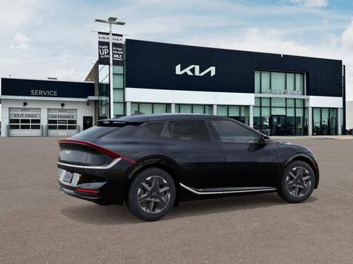 2025 Kia EV6 Light