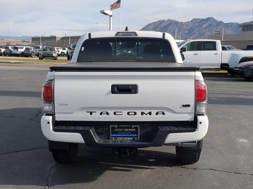 2022 Toyota Tacoma TRD Sport