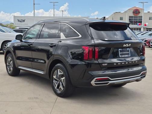 Aurora Black 2022 Kia Sorento Hybrid S