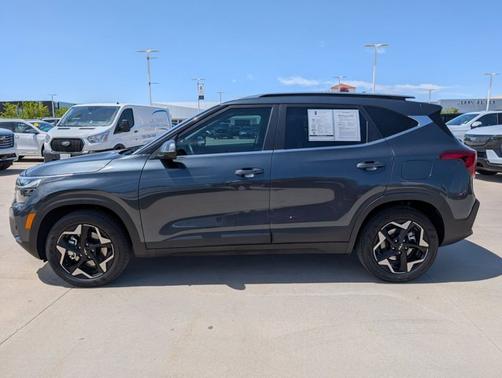 Gravity Gray 2024 Kia Seltos EX