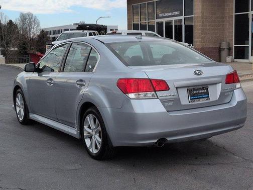 2014 Subaru Legacy 2.5i Premium