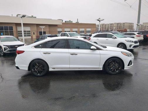 2018 Hyundai SONATA Sport 2.0T