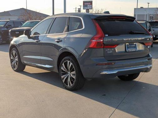 2022 Volvo XC60 Recharge Plug-In Hybrid T8 Inscription Extended Range