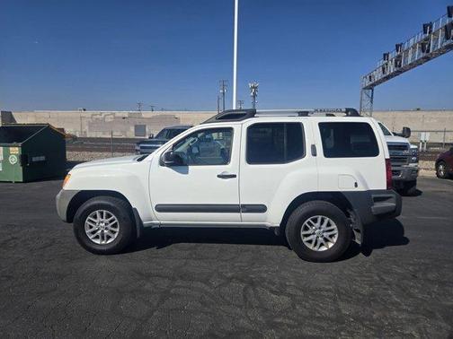 2014 Nissan Xterra S