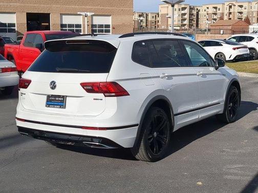 2019 Volkswagen Tiguan 2.0T SEL R-Line Black