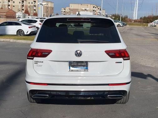 2019 Volkswagen Tiguan 2.0T SEL R-Line Black