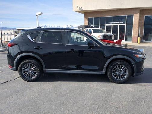 2017 Mazda CX-5 Touring