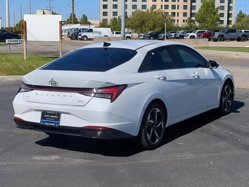 2022 Hyundai ELANTRA HEV Limited