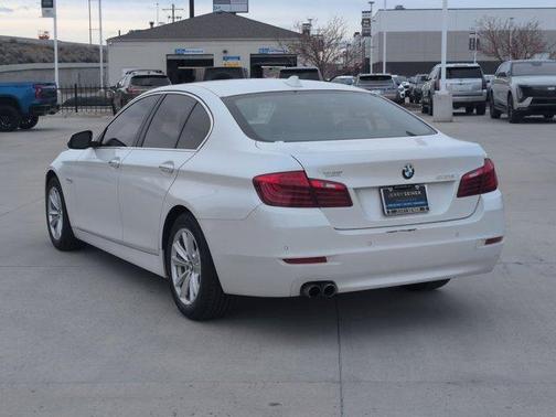 2015 BMW 528 i