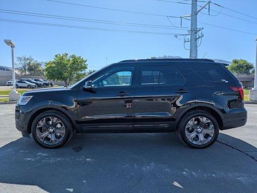 2018 Ford Explorer sport