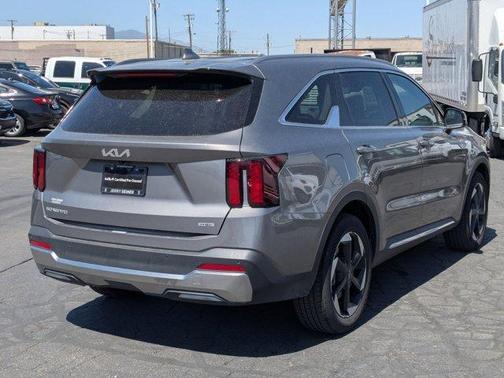 2025 Kia Sorento Plug-In Hybrid EX