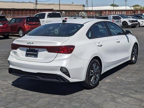2024 Kia Forte LXS