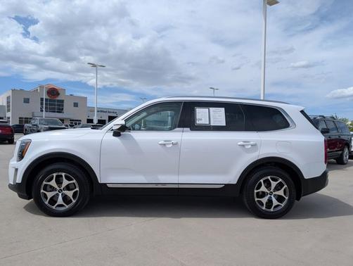 Glacial White Pearl 2022 Kia Telluride EX