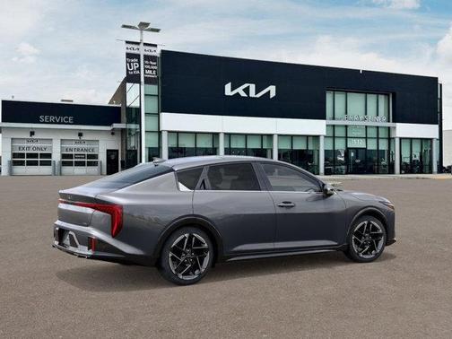 2025 Kia K4 GT-Line