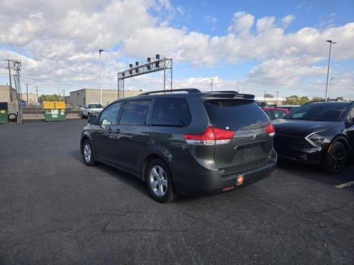 2012 Toyota Sienna LE
