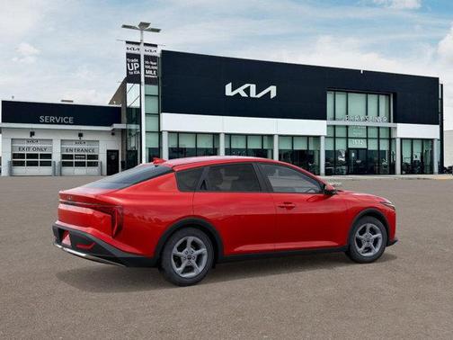 2025 Kia K4 LXS